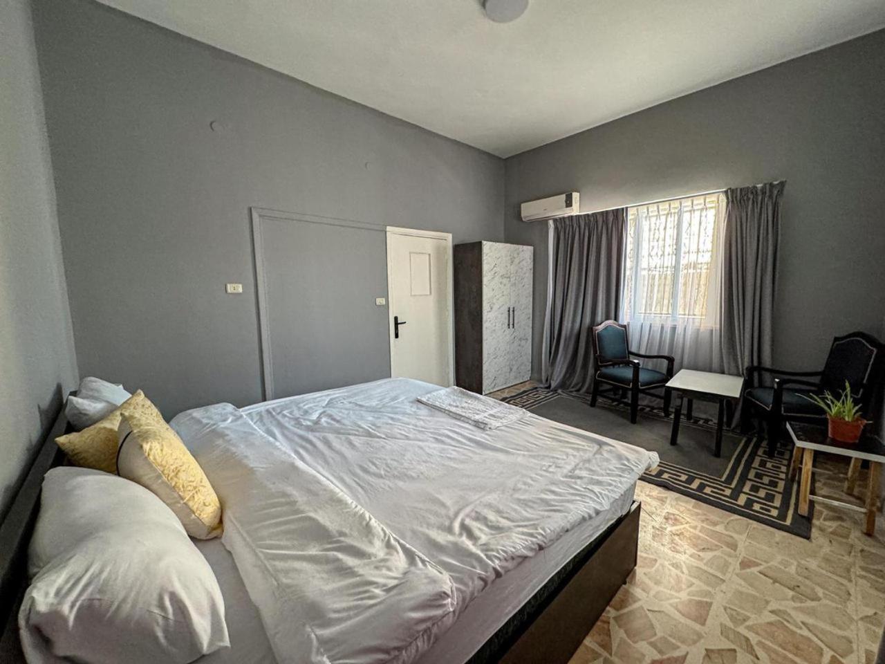 Beit Ahlan Hotel Amman Eksteriør billede