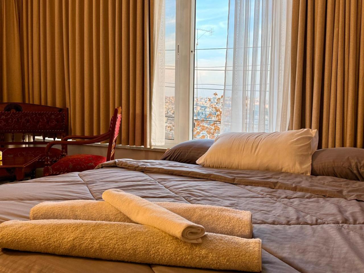 Beit Ahlan Hotel Amman Eksteriør billede