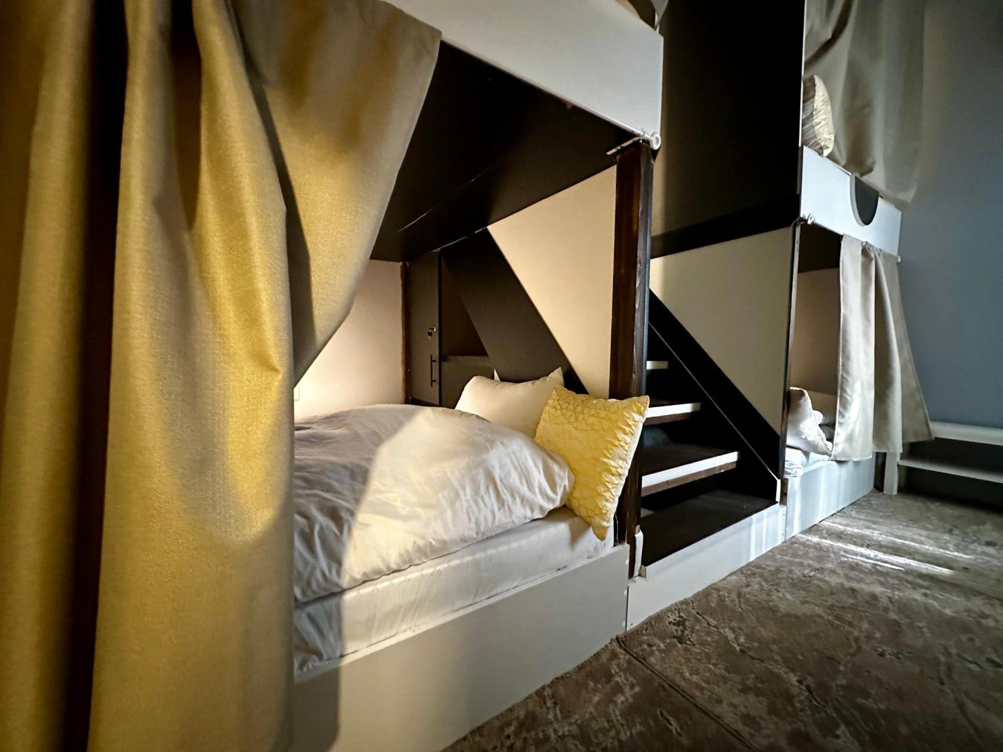 Beit Ahlan Hotel Amman Eksteriør billede