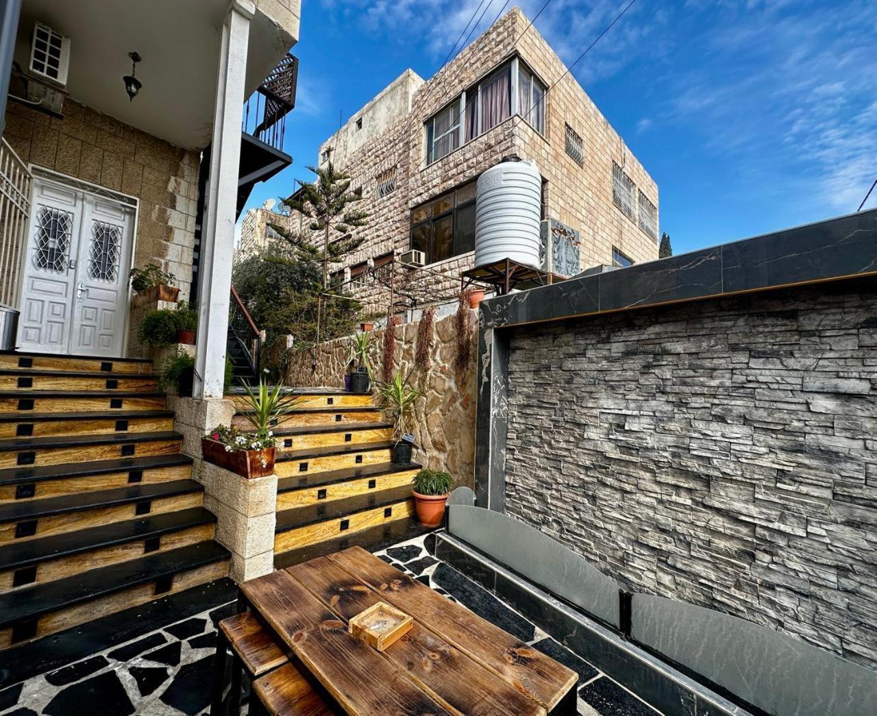 Beit Ahlan Hotel Amman Eksteriør billede