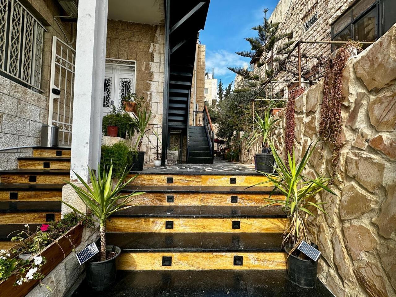 Beit Ahlan Hotel Amman Eksteriør billede