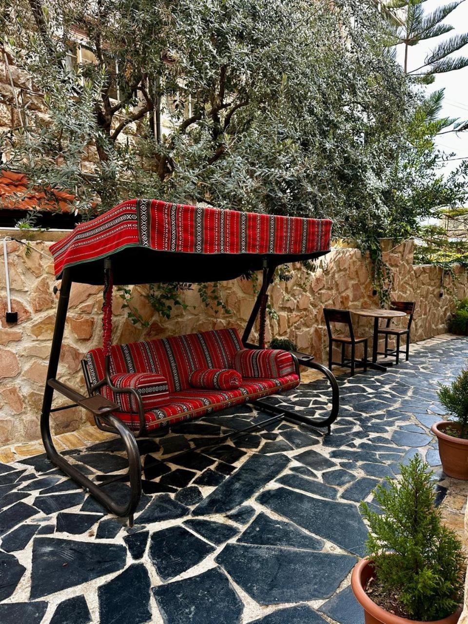 Beit Ahlan Hotel Amman Eksteriør billede